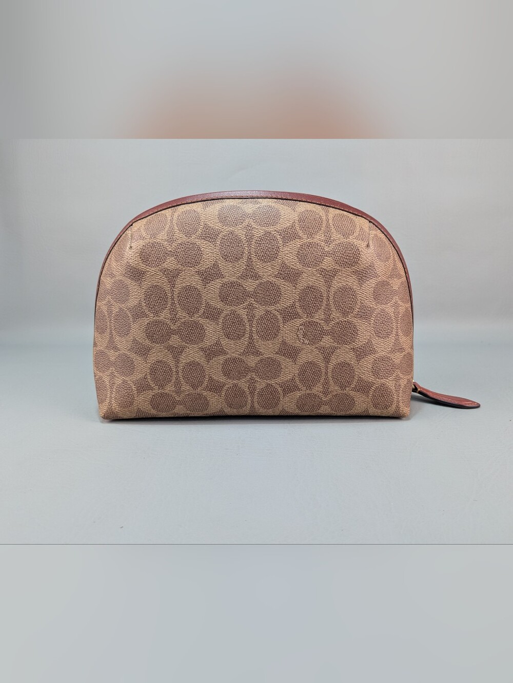 COACH Cosmetic Pouch Julienne Case 22 Coated Canvas Signature C3488 Zip Domed